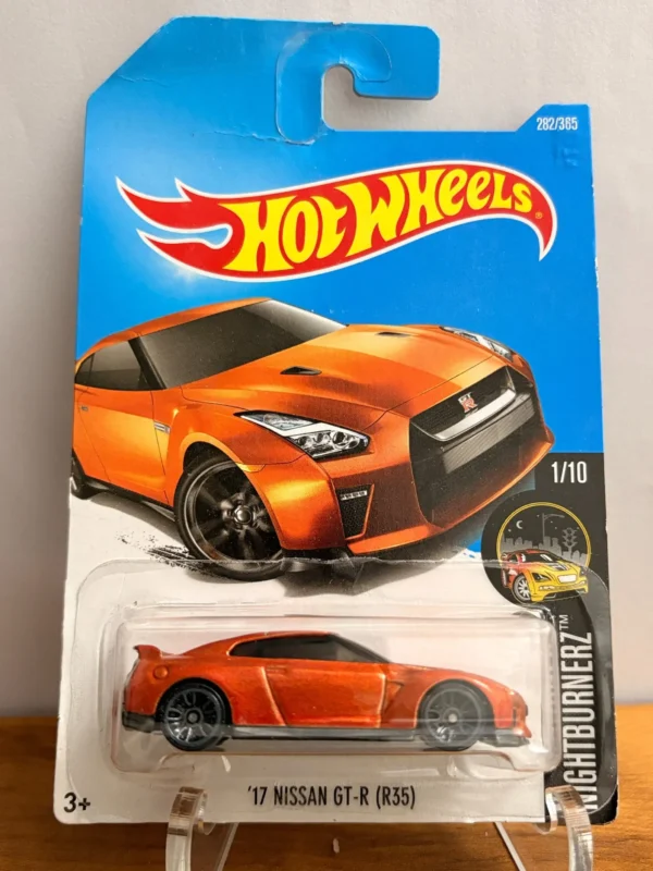 HOT WHEELS 17 NISSAN GT R R35 Orange Imported card