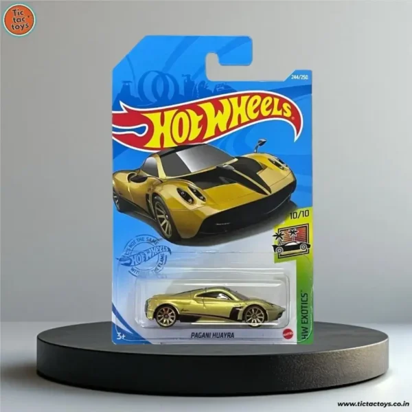 Hot Wheels Pagani Huayra (Gold) (Imported card)